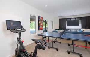 Modern Mountain Retreat with Stunning Views + Amenities Galore - Big Sky, Montana