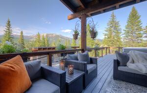 Modern Mountain Retreat with Stunning Views + Amenities Galore - Big Sky, Montana