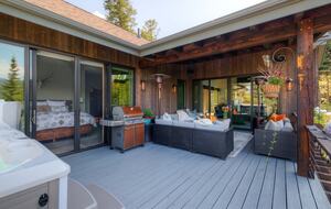 Modern Mountain Retreat with Stunning Views + Amenities Galore - Big Sky, Montana