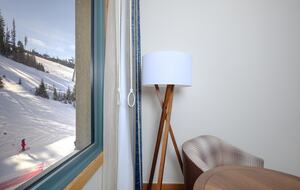 Summit Hotel Suite Ski-In/Ski-Out with Pool, Fitness, Spa - Big Sky, Montana