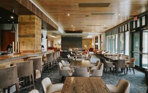 Summit Hotel Suite Ski-In/Ski-Out with Pool, Fitness, Spa - Big Sky, Montana