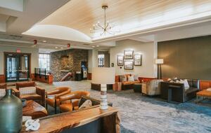Summit Hotel Suite Ski-In/Ski-Out with Pool, Fitness, Spa - Big Sky, Montana