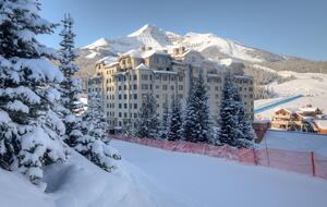 Summit Hotel Suite Ski-In/Ski-Out with Pool, Fitness, Spa - Big Sky, Montana