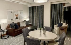 Summit Hotel Suite Ski-In/Ski-Out with Pool, Fitness, Spa - Big Sky, Montana