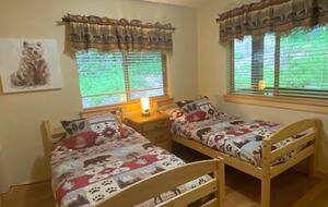 Family Friendly Cabin just 5 mins drive to Suncadia resort, 25 mins drive to Snoqualmie for skiing - Ronald, Washington