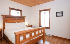 Rainforest Waterfront Gem on Jensen's Bay - Tofino, Canada