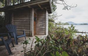 Rainforest Waterfront Gem on Jensen's Bay - Tofino, Canada