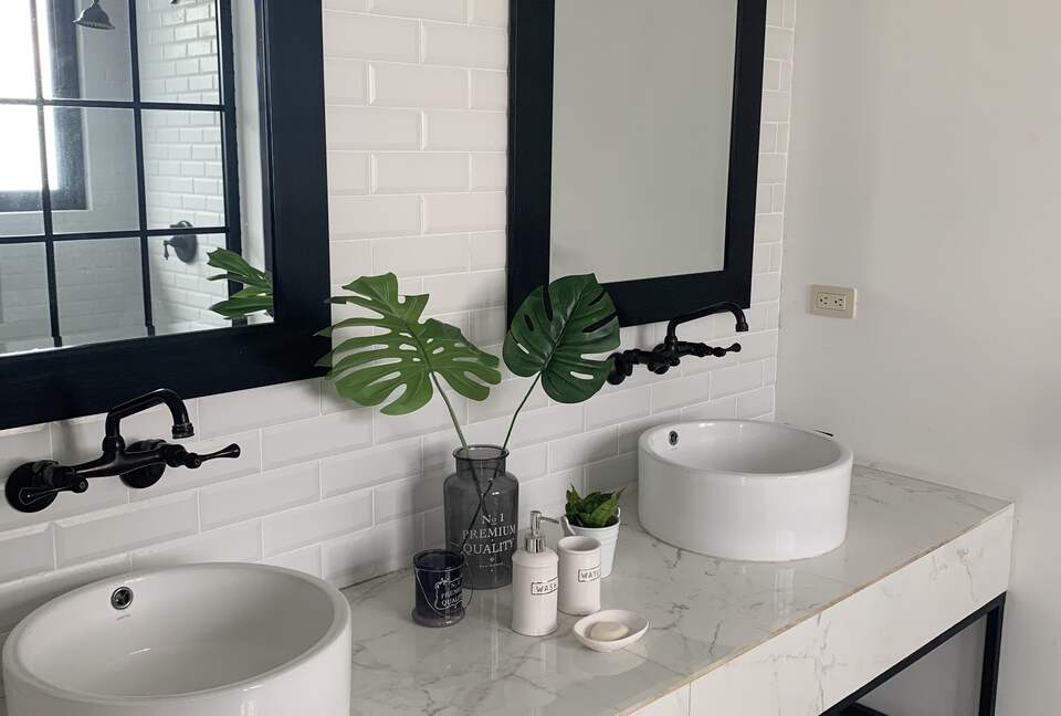 Luxe Architectural Retreat - Alotenango, Guatemala