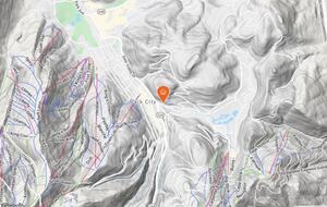 Central Location - Walking distance to Main Street