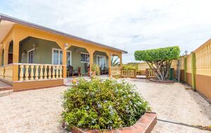 Cadushi Cove | With a Resort-style Pool - Santa Cruz, Aruba