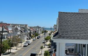 Beach Condo with Ocean views and 4 decks - Ocean City, New Jersey