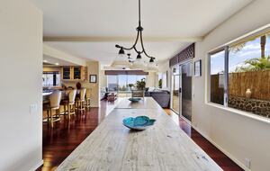 Panoramic Ocean Views with a Pool, Hot Tub & A/C - Kailua-Kona, Hawaii