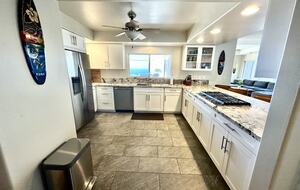 Panoramic Ocean Views with a Pool, Hot Tub & A/C - Kailua-Kona, Hawaii