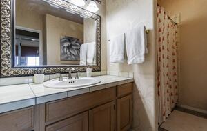 Panoramic Ocean Views with a Pool, Hot Tub & A/C - Kailua-Kona, Hawaii