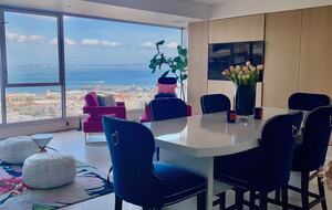 Luxury Skyrise in Russian Hill - San Francisco, California