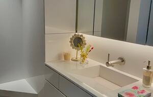 Luxury Skyrise in Russian Hill - San Francisco, California