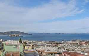 Luxury Skyrise in Russian Hill - San Francisco, California