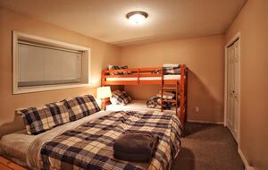 Valhalla Ski-In/Ski-Out Chalet - Comox-Strathcona C, Canada