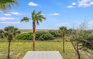 Cinnamon Shore North Beach Getaway - Port Aransas, Texas