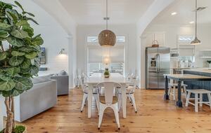 Cinnamon Shore North Beach Getaway - Port Aransas, Texas