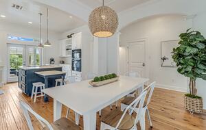 Cinnamon Shore North Beach Getaway - Port Aransas, Texas