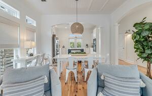 Cinnamon Shore North Beach Getaway - Port Aransas, Texas