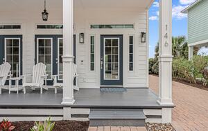 Cinnamon Shore North Beach Getaway - Port Aransas, Texas