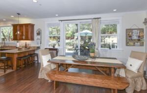 Exquisite Modern Farmhouse with a Pool - Sonoma, California