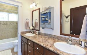 Exquisite Modern Farmhouse with a Pool - Sonoma, California