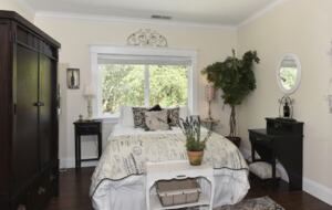 Exquisite Modern Farmhouse with a Pool - Sonoma, California