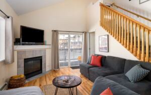 Top Floor, Cozy, Updated, and Chic Condo 1 Mile From Steamboat Ski Resort - Steamboat Springs, Colorado