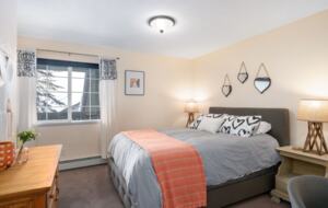 Top Floor, Cozy, Updated, and Chic Condo 1 Mile From Steamboat Ski Resort - Steamboat Springs, Colorado