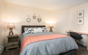 Top Floor, Cozy, Updated, and Chic Condo 1 Mile From Steamboat Ski Resort - Steamboat Springs, Colorado