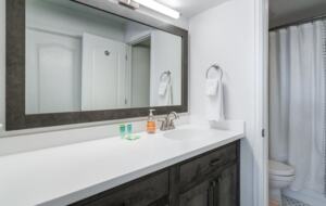 Top Floor, Cozy, Updated, and Chic Condo 1 Mile From Steamboat Ski Resort - Steamboat Springs, Colorado