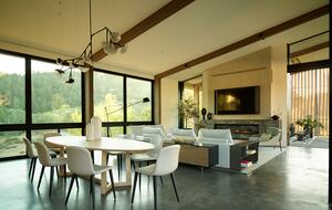 Modern Hilltop Wine-Country Home Surrounded by Forest, close to town