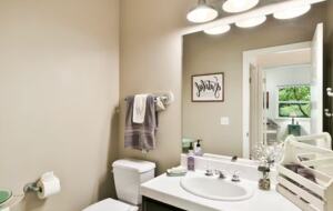 Sonoma Valley Wine Country Farmhouse - Kenwood, California