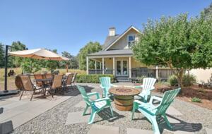 Sonoma Valley Wine Country Farmhouse - Kenwood, California