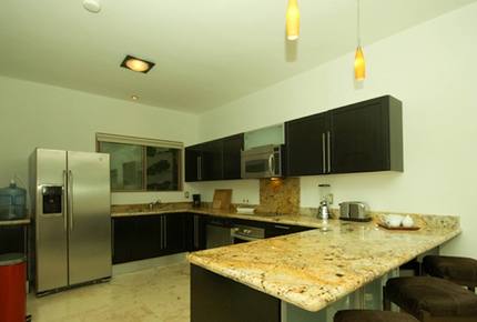 Downtown Playa del Carmen Oceanfront Condo - Playa del Carmen, Mexico