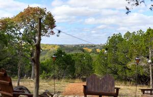 12 Acre Designer Farmhouse in TX Wine Country! - Stonewall, Texas