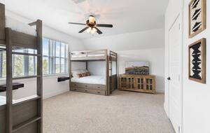 12 Acre Designer Farmhouse in TX Wine Country! - Stonewall, Texas