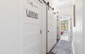 12 Acre Designer Farmhouse in TX Wine Country! - Stonewall, Texas