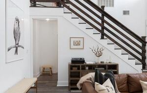 12 Acre Designer Farmhouse in TX Wine Country! - Stonewall, Texas