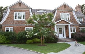 Southampton Masterpiece with a Pool + Sauna - Southampton, New York