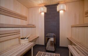 Southampton Masterpiece with a Pool + Sauna - Southampton, New York