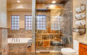 The Perch Park City - Magnificent Old Town Home with Views |Elevator | Hot Tub | Sauna | Game Room | Pinball - Park City, Utah