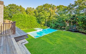 Stunning Sag Harbor Beach House - Sag Harbor, New York