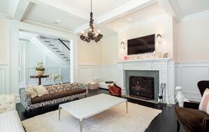 Stunning Sag Harbor Beach House - Sag Harbor, New York