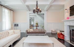 Stunning Sag Harbor Beach House - Sag Harbor, New York