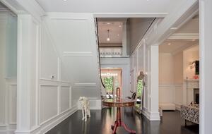 Stunning Sag Harbor Beach House - Sag Harbor, New York