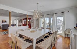 Endless Summer | With Huge Pool & Spa - Isle of Palms, South Carolina